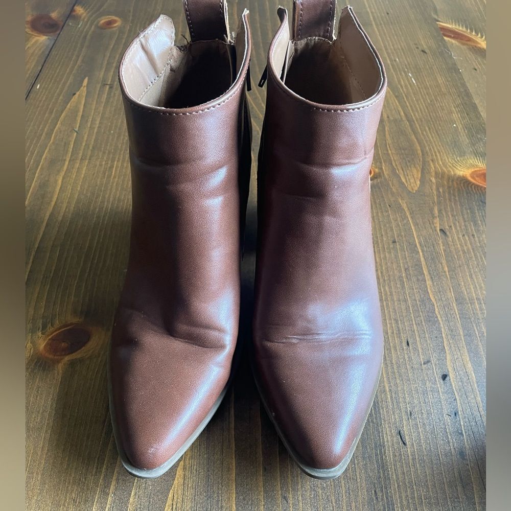 Universal Thread dark tan booties size 8.5